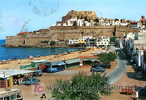 Postales: TARJETA POSTAL. CASTELLON. N&ordm; 3. PE&Ntilde;&Iacute;SCOLA. PLAYA Y VISTA PARCIAL. 1966. SELLO FRANCO 1 PTA