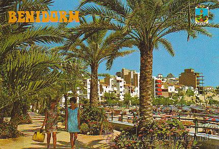 Postales: Benidorm, Parque de Col&oacute;n - Foto 1