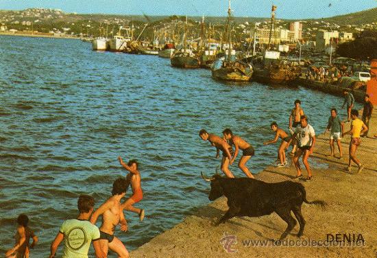 Postales: DENIA,ALICANTE.FIESTAS DE JULIO,TOROS A LA MAR.POSTAL SIN CIRCULAR
