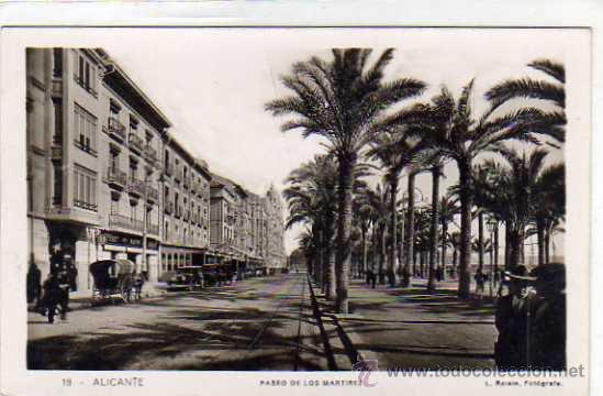 Postcards: Alicante n&ordm; 18. Paseo de los Martires. L. Roisin. Sin circular.