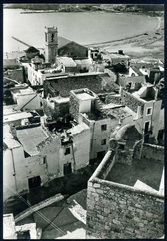 Postales: PE&Ntilde;ISCOLA : Fot A. Campa&ntilde;a y J. Puig-Ferran S. I, N&ordm; 6306 - El Pueblo desde el Castillo. Fotografica