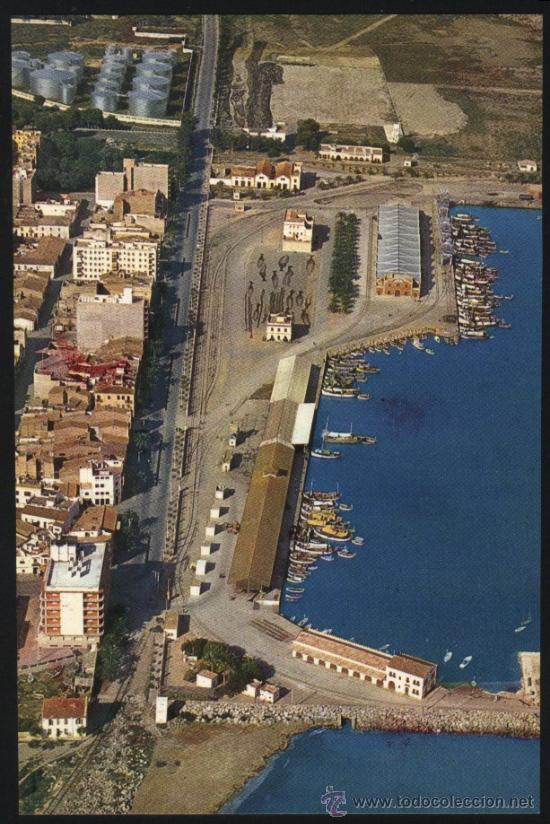 Cartes Postales: S-4319- CASTELLON. GRAO. VISTA AEREA PARCIAL DEL PUERTO.