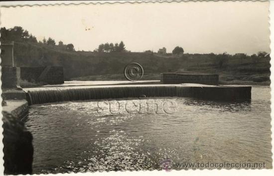 Cartoline: POSTAL ORIGINAL RIO MIJARES Y AZUD EN VILLARREAL CASTELLON
