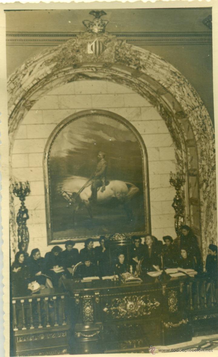 Postales: ACTO FALANGISTA.CONGRESO NACIONAL 1946.PILAR PRIMO DE RIVERA. CAPILLA VIRGEN DESAMPARADOS.