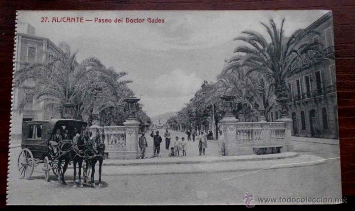 Postkarten: ANTIGUA POSTAL DE ALICANTE. PASEO DEL DOCTOR GADEA - 27 FOTOTIPIA CASTA&Ntilde;EIRA Y ALVAREZ . BAZAR LA CI