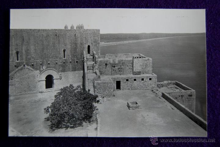 Postcards: POSTAL DE PE&Ntilde;ISCOLA (CASTELLON). N&ordm;13 INTERIOR DEL CASTILLO. EXCLUSIVAS ROMUALDO FORNES. A&Ntilde;OS 50.