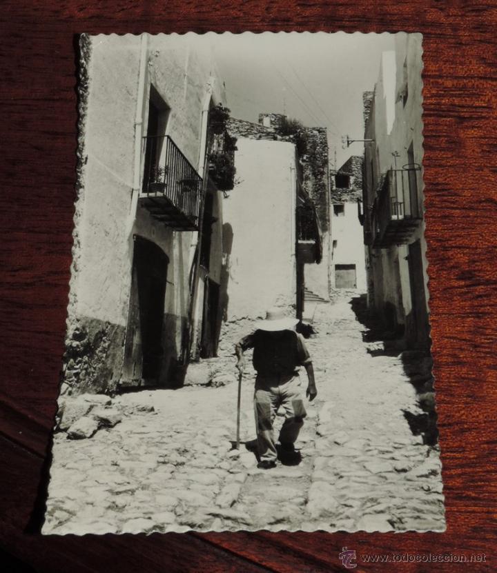 Postais: FOTO POSTAL DE PE&Ntilde;ISCOLA, N. 17, CALLE NUEVA, ED. DANIEL ARBONES, CIRCULADA.