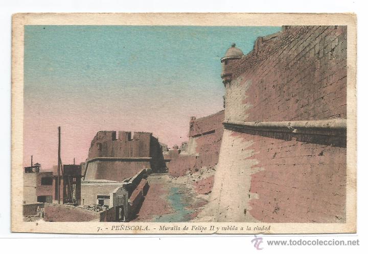 Postales: PE&Ntilde;ISCOLA .- MURALLA FELIPE II Y SUBIDA A LA CIUDAD .- FOTO L. ROISIN N&ordm; 7