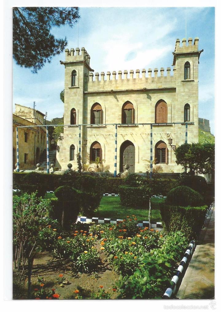 Postales: JATIVA .- PATIO DE ARMAS Y FACHADA CASTILLO .- EDICIONES ARRIBAS N&ordm; 29