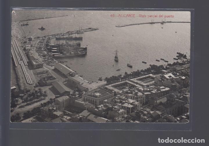 Postkarten: ALICANTE.- VISTA PARCIAL DEL PUERTO (ANDRES FABERT, FOTOGR&Aacute;FICA)