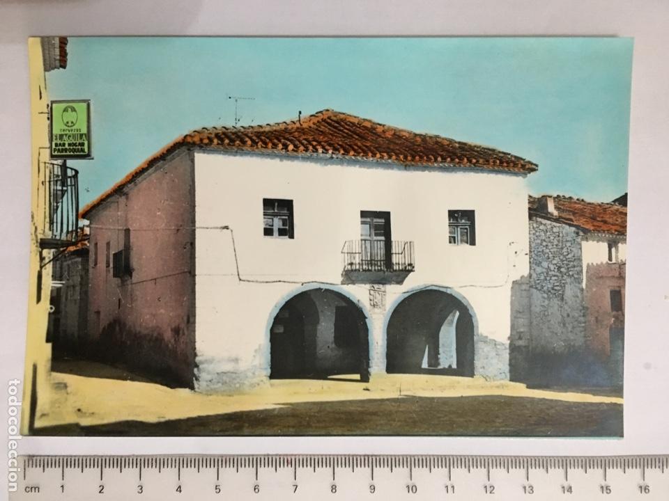 Postkarten: POSTAL. PINA DE MONTALGRAO. CASTELL&Oacute;N. Plaza Mayor y Ayuntamiento. Exclusivas F. CLEMENTE. H. 1960?