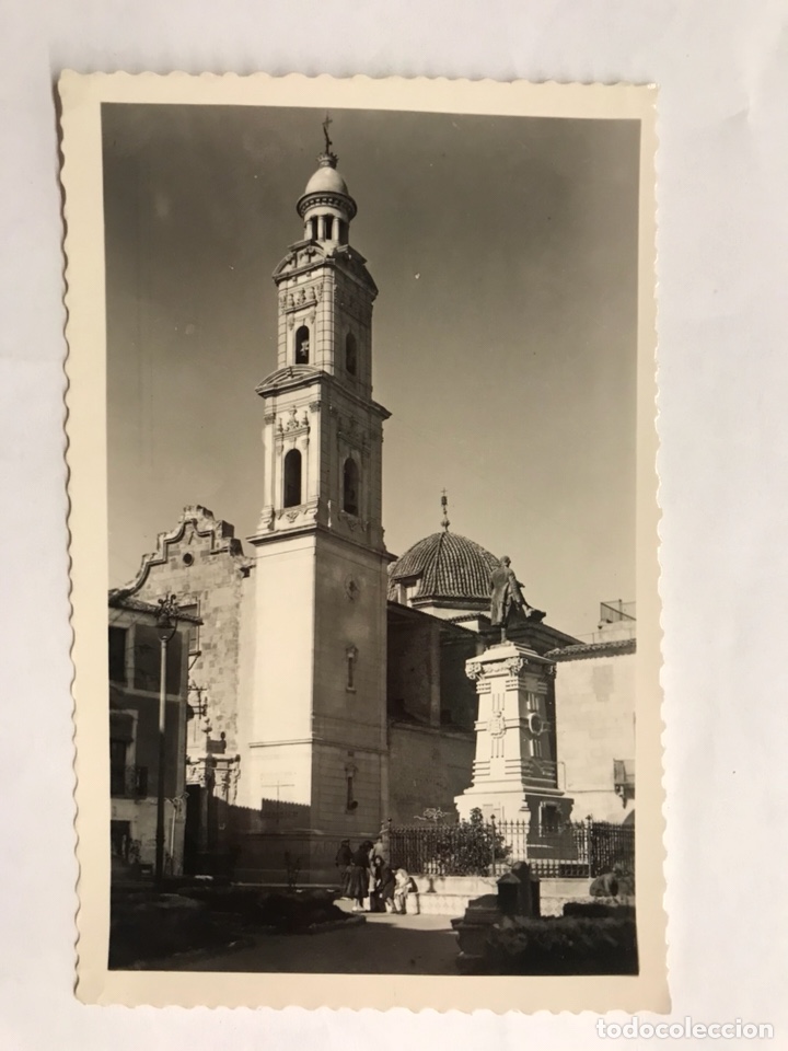 Postcards: NOVELDA (Alicante) Postal. Monumento a Jorge Juan y Torre Parroquial. Edita: ediciones Arribas