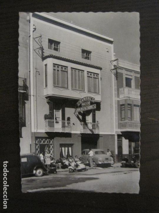 Postkarten: BENICARLO-HABITACIONES MATEU-HOTEL HOSTAL-COCHE MOTO-ED&middot;GARCIA GARRABELLA-POSTAL ANTIGUA-(57.480)