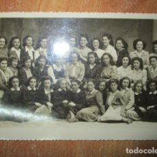 Postales: MAESTRAS QUE TERMINARON EN 1946 ALICANTE ANTIGUA FOTOGRAFIA SUPERIOR A POSTAL MANUSCRITA. Lote 201233155