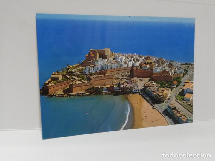 Postkarten: TARJETA POSTAL. COSTA DE AZAHAR. PE&Ntilde;ISCOLA. CASTELLON. VISTA AEREA.