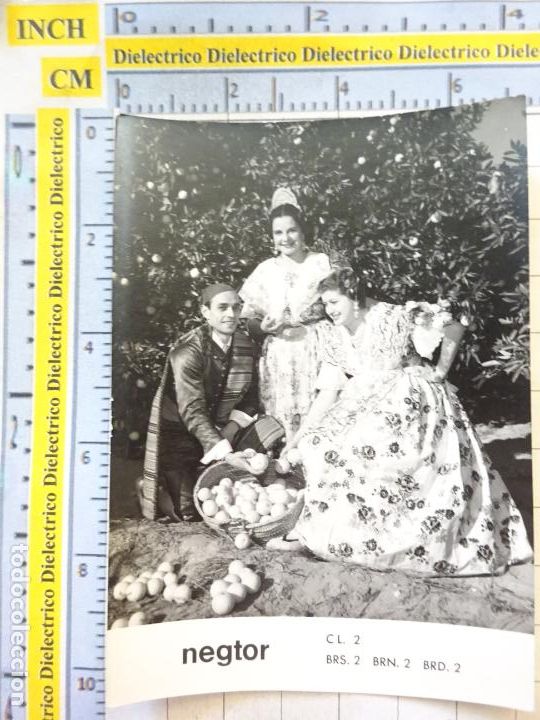 Postales: FOTO FOTOGRAF&Iacute;A TARJETA. A&Ntilde;OS 50. TIPISMO VALENCIANO. VALENCIA HUERTA FALLERAS NARAJAS CASA NEGTOR 2