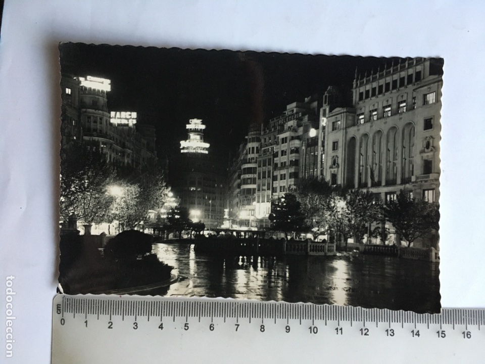 Postais: POSTAL. VAL&Egrave;NCIA. ASPECTO NOCTURNO PLAZA DEL CAUDILLO. EDICIONES GARC&Iacute;A GARRABELLA.
