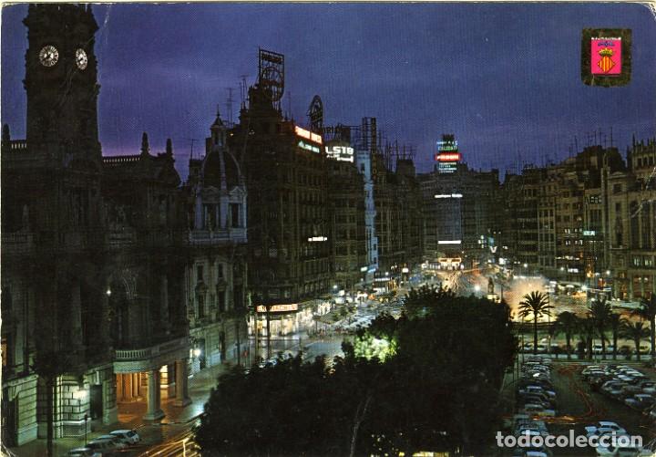 Postcards: N&ordm; 1243 - VALENCIA. Plaza del Caudillo. Vista nocturna. Circulada en 1976. ED.A.SUBIRATS CASANOVAS