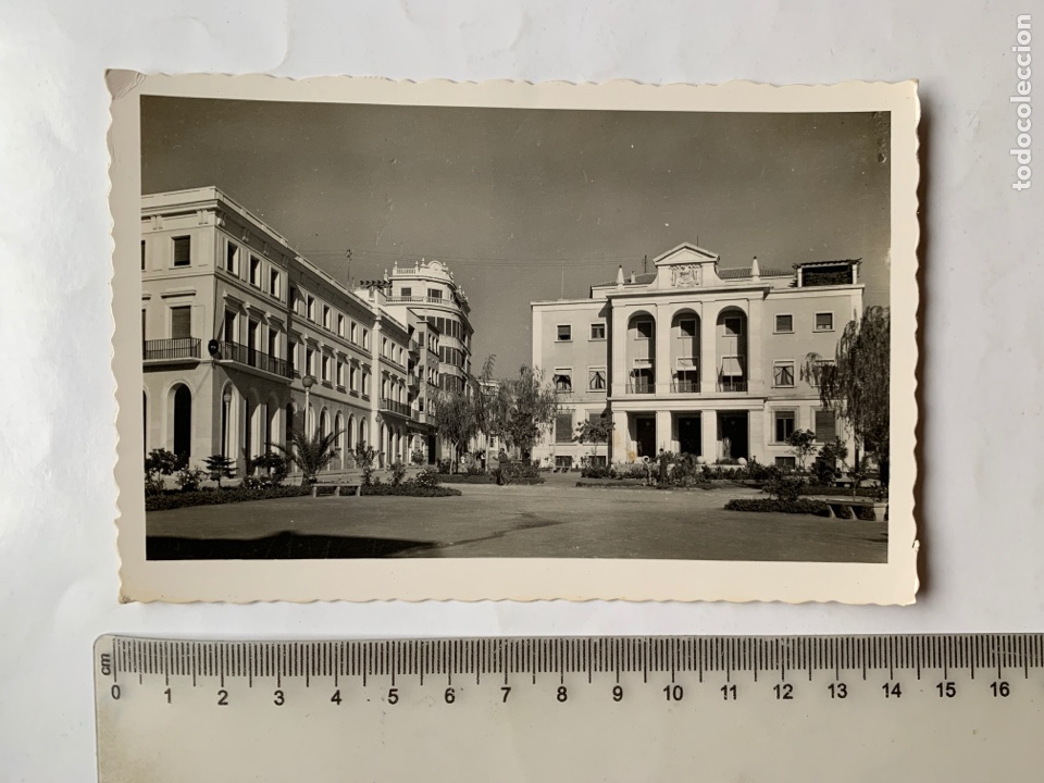 Postkarten: POSTAL. ALICANTE. PLAZA DEL GENERAL&Iacute;SIMO. EDICIONES ARRIBAS.