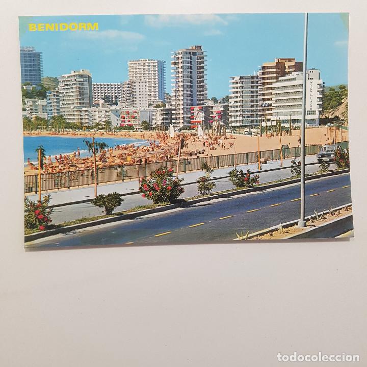 Postales: POSTAL BENIDORM (PLAYA, EDIFICIOS) 1975 SIN CIRCULAR (ALICANTE) 828 - Foto 1