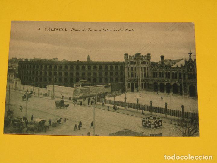 Postcards: Antigua Tarjeta Postal Plaza de Toros y Estaci&oacute;n de Valencia de Jos&eacute; Dur&aacute; P&eacute;rez - A&ntilde;o 1920-30s.