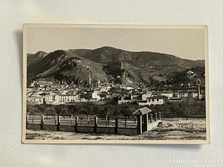 Postais: MOGENTE (Alicante) Postal fotograf&iacute;ca Vista General. Fotos J. Cardos (h.1960?) c&iacute;rculada