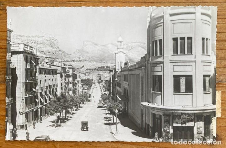 Postais: FOTO POSTAL DE ALCOY, CALLE DE SANTO TOMAS, N. 1, ED. JDP, CIRCULADA.