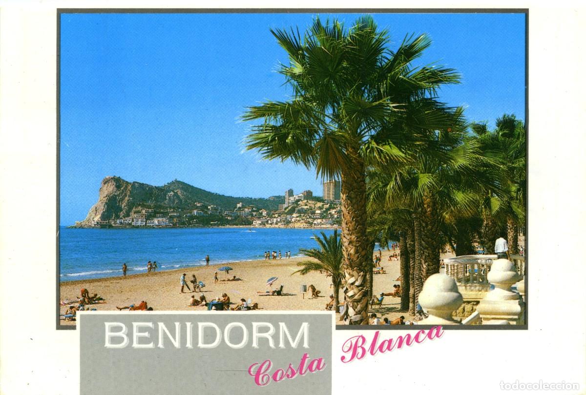 Postais: N&ordm; 54-BENIDORM. Alicante. Playa de Poniente. Circulada en 1984. ED. HNOS. GALIANA