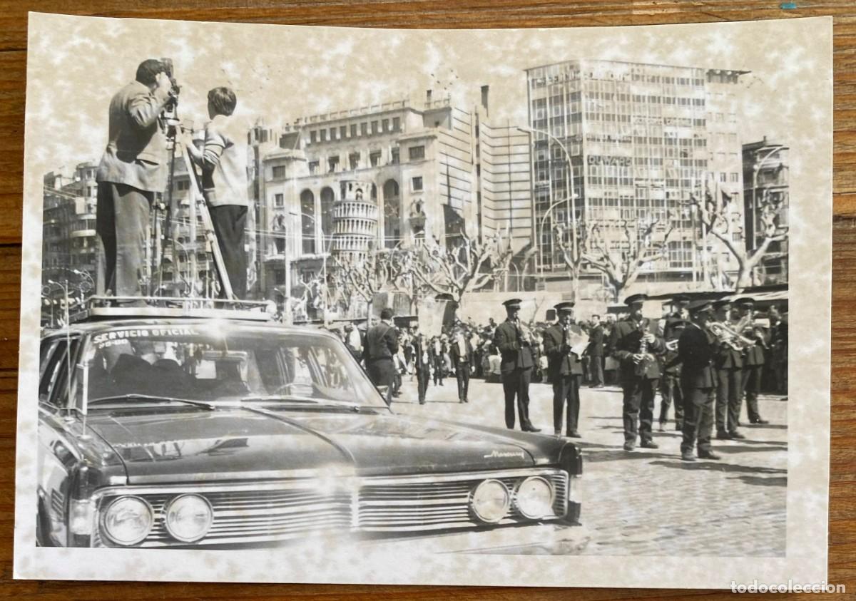Postais: FOTOGRAFIA DE OPERADORES DEL NO-DO, FALLAS 1969, PLAZA DEL CAUDILLO, A&Ntilde;O 1969, MIDE 10,7 X 7,5 CMS.