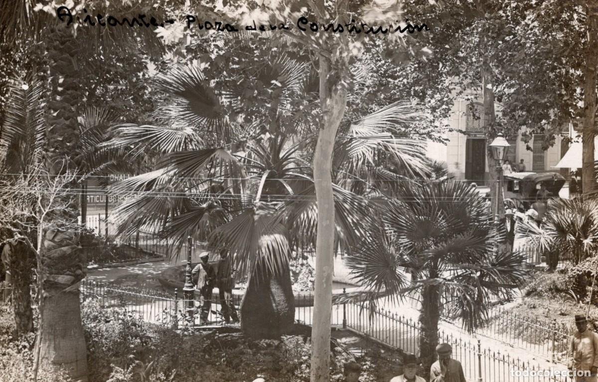 Postcards: ALICANTE. PLAZA DE LA CONSTITUCI&Oacute;N