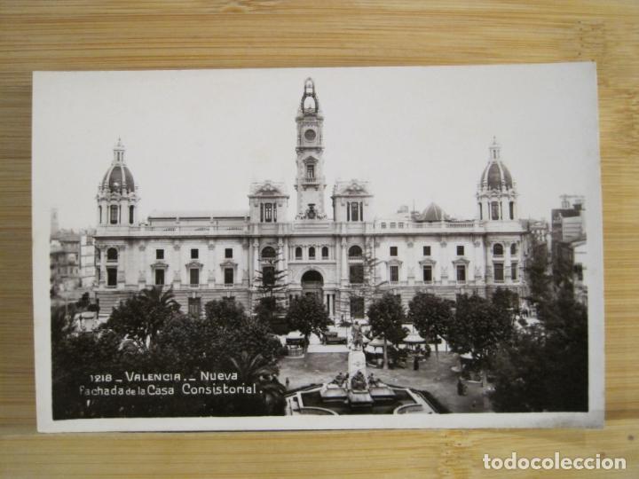 Postkarten: VALENCIA-NUEVA FACHADA CASA CONSISTORIAL-FOTOGRAFICA UNIQUE-1218-POSTAL ANTIGUA-(100.699-5)