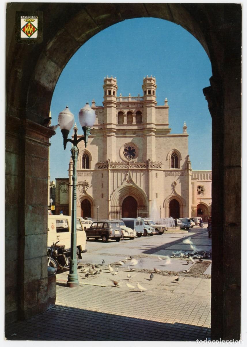 Postkarten: em02197 castellon iglesia 1968 fisa n&ordm;75 sc renault 4 2cv