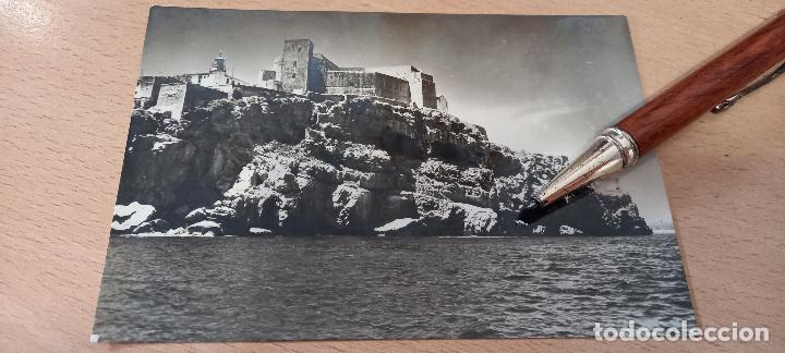Cartes Postales: POSTAL ORIGINAL VISTA DEL CASTILLO DE PE&Ntilde;ISCOLA DESDE EL MAR CASTELLON A&Ntilde;OS 50