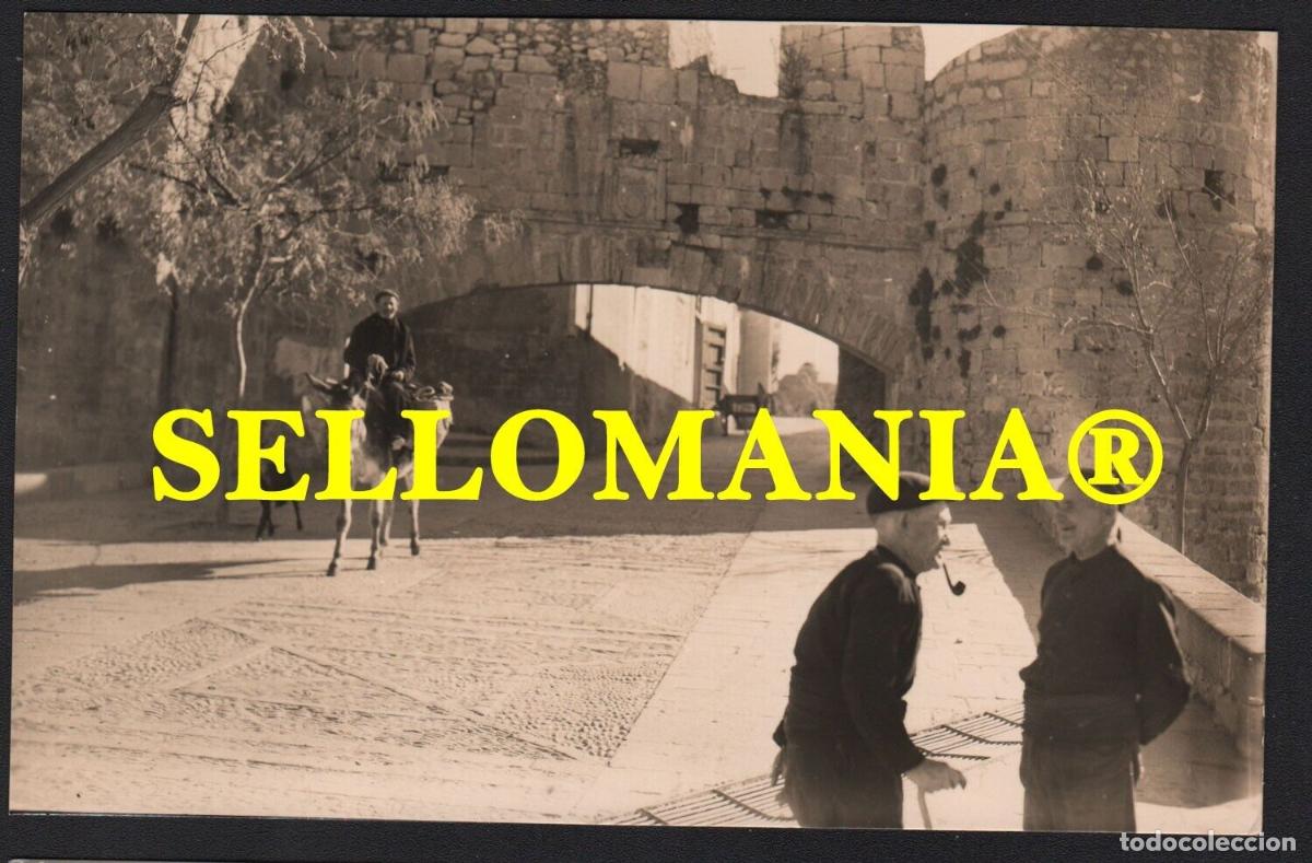 Postales: POSTAL A&Ntilde;OS 1950 PE&Ntilde;ISCOLA PUERTA PAPA LUNA CASTELLON COMERCIAL PRAT TCP00109