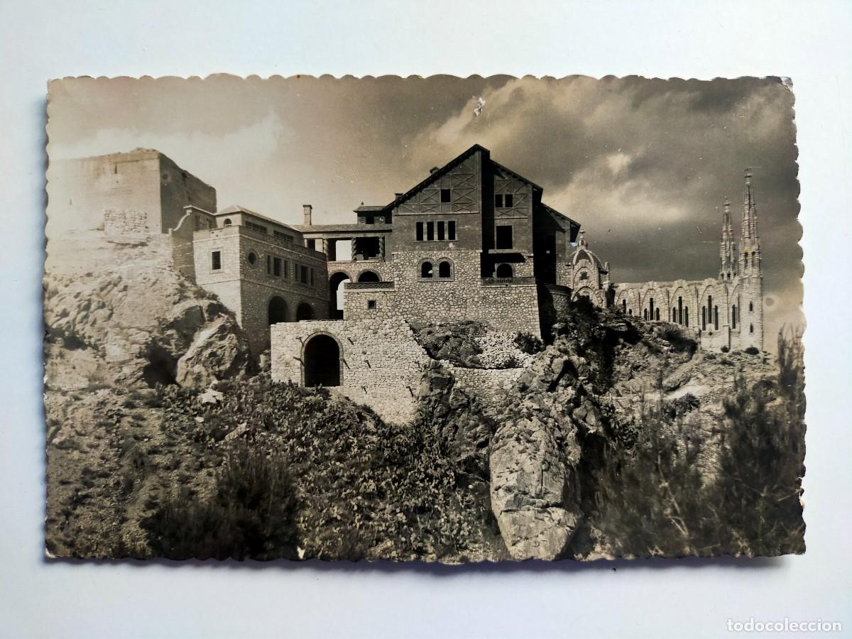 Postales: NOVELDA (Alicante) Castillo de Luna y Santuario de Sta Mar&iacute;a Magdalena - Edic DANIE BELTRA - Escrita