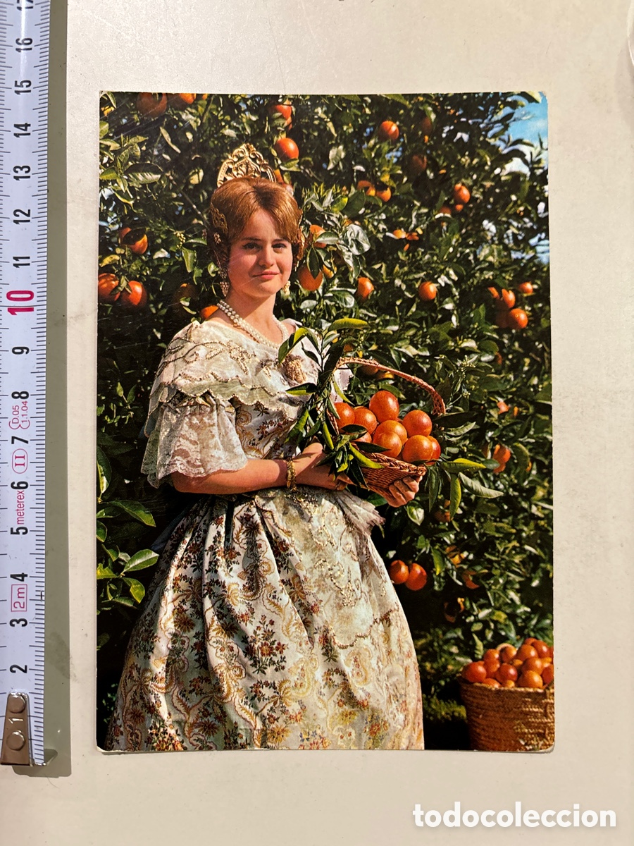 Postcards: POSTAL. REGI&Oacute;N VALENCIANA. BELLEZA T&Iacute;PICA. CON TRAJE DE FALLERA. GARCIA GARRABELLA Y CIA.