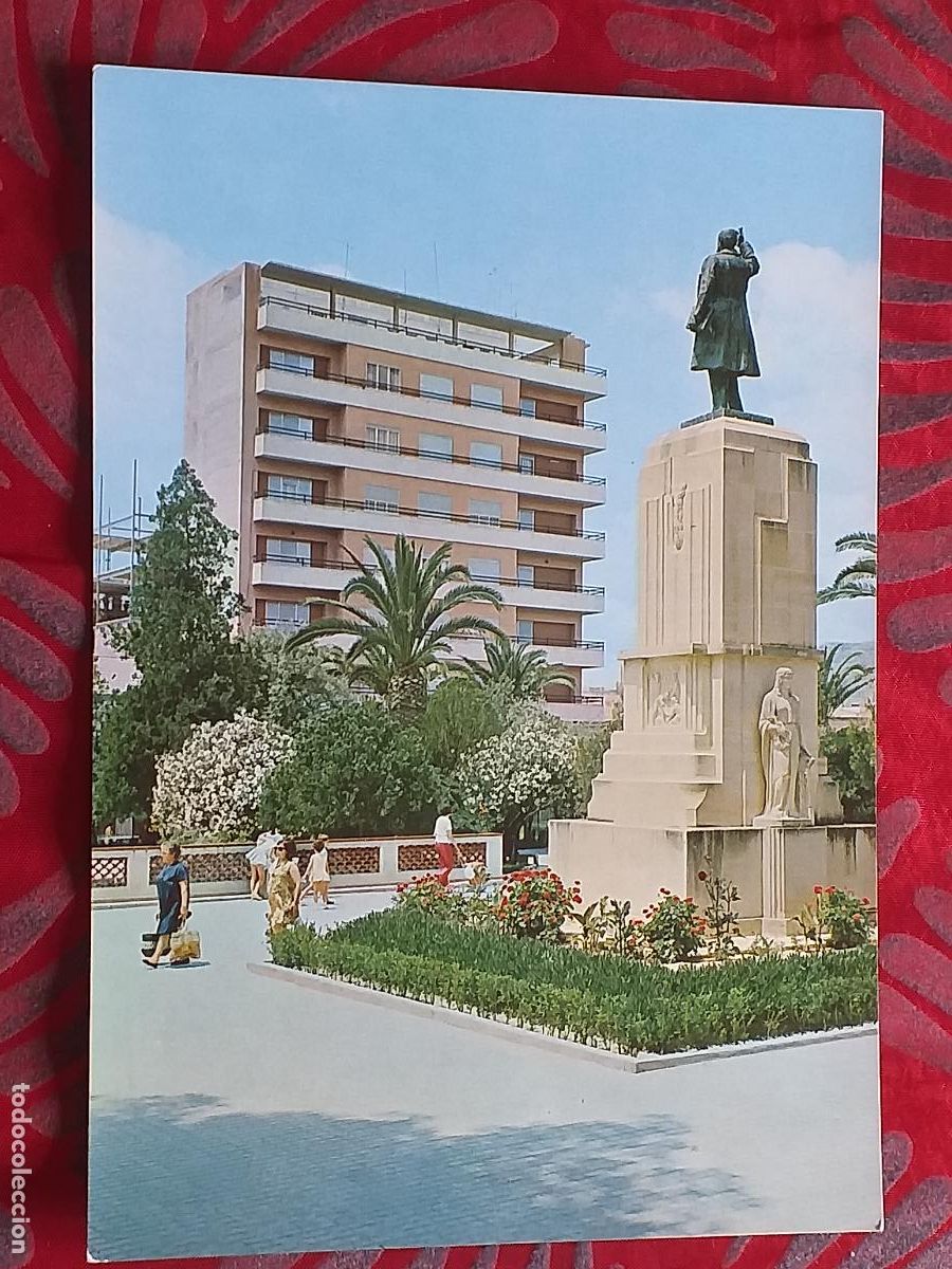 Postcards: ALICANTE-V22-150X105mm.-MONUMENTO A CASTELAR