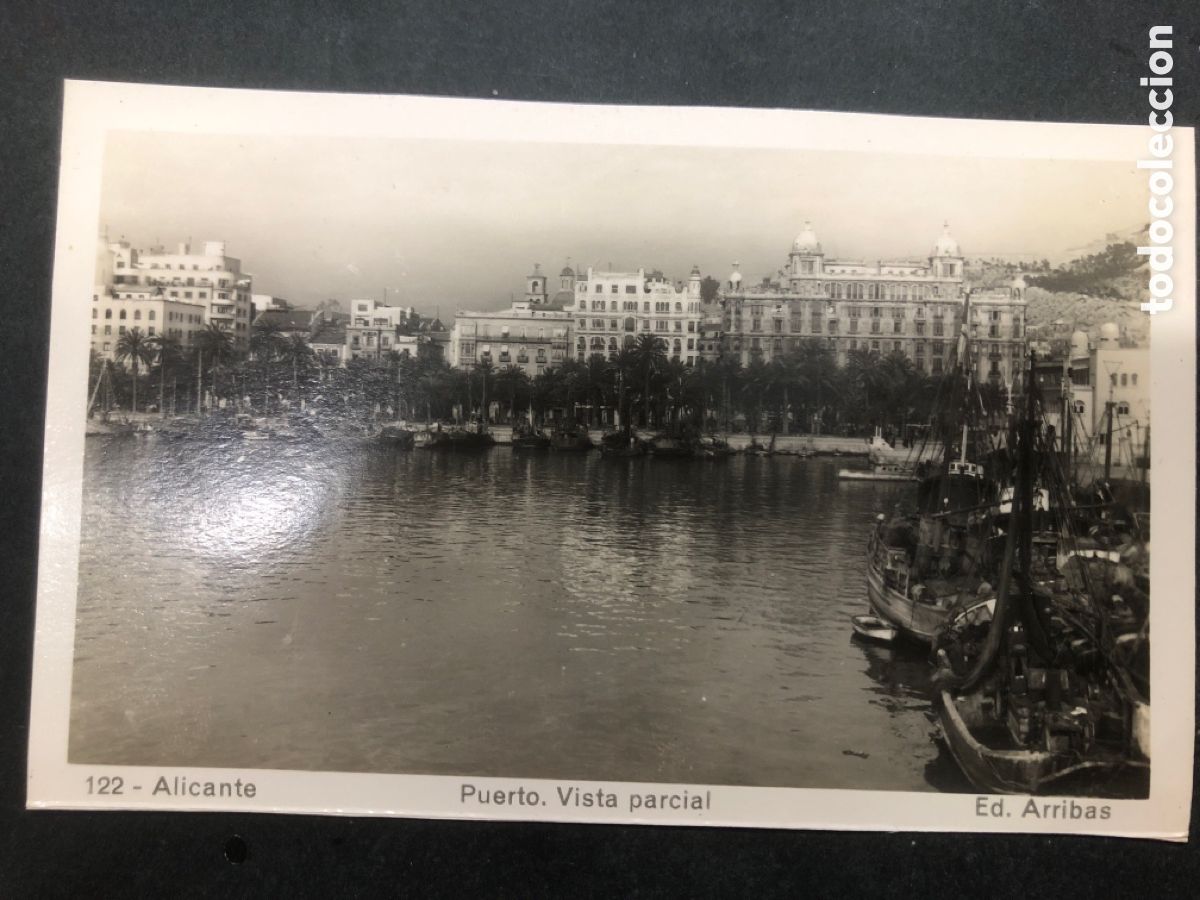 Postais: POSTAL ALICANTE PUERTO VISTA PARCIAL ED ARRIBAS N&ordm; 122
