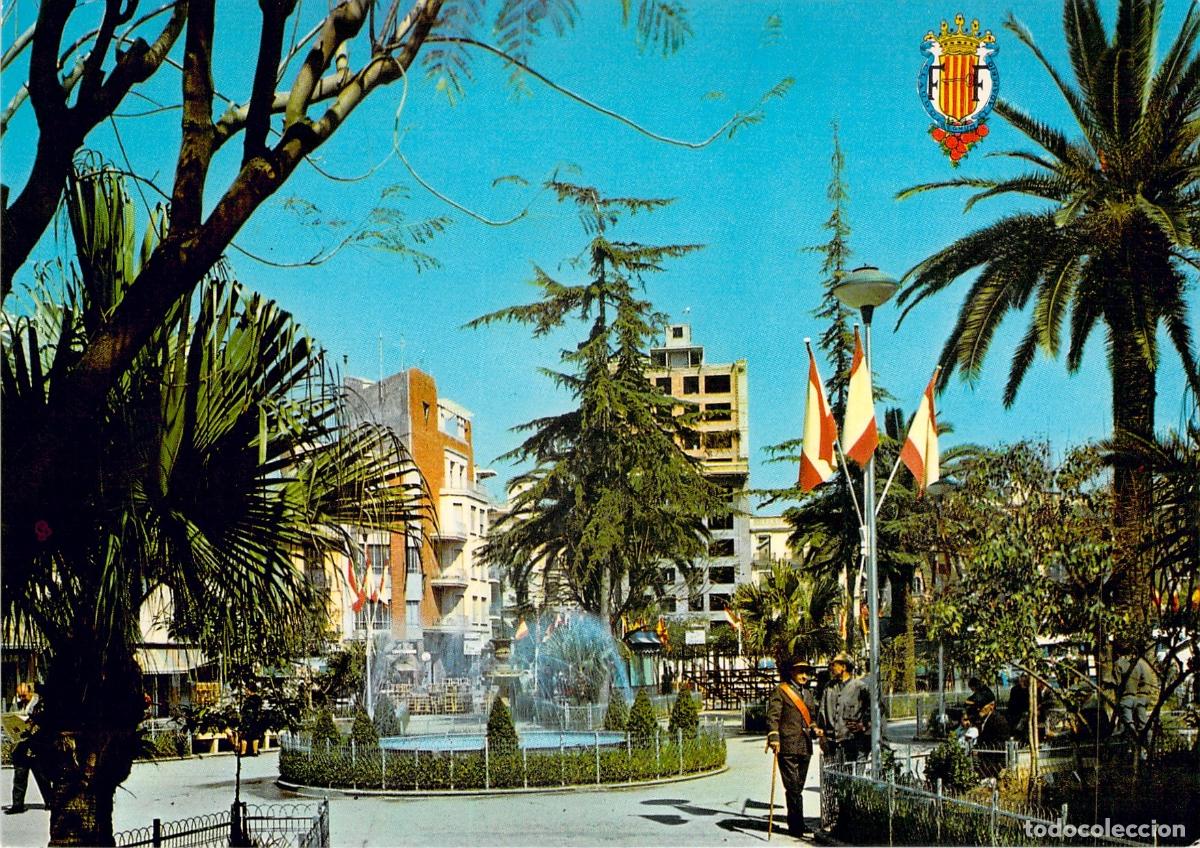 Postales: Postal de Alzira Plaza del Caudillo Vista Parcial Valencia