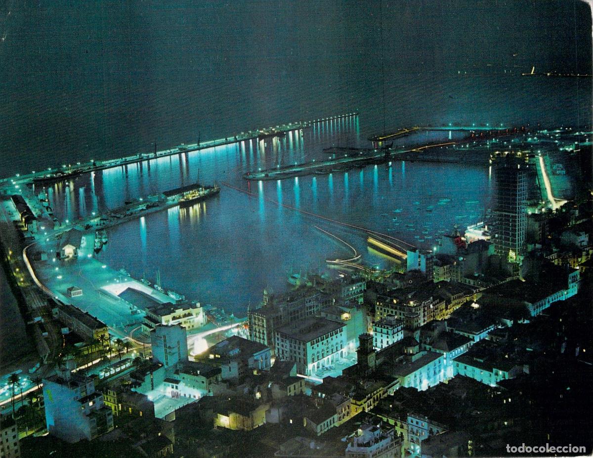 Postales: Postal de Alicante con Vista Nocturna del Puerto y la Ciudad
