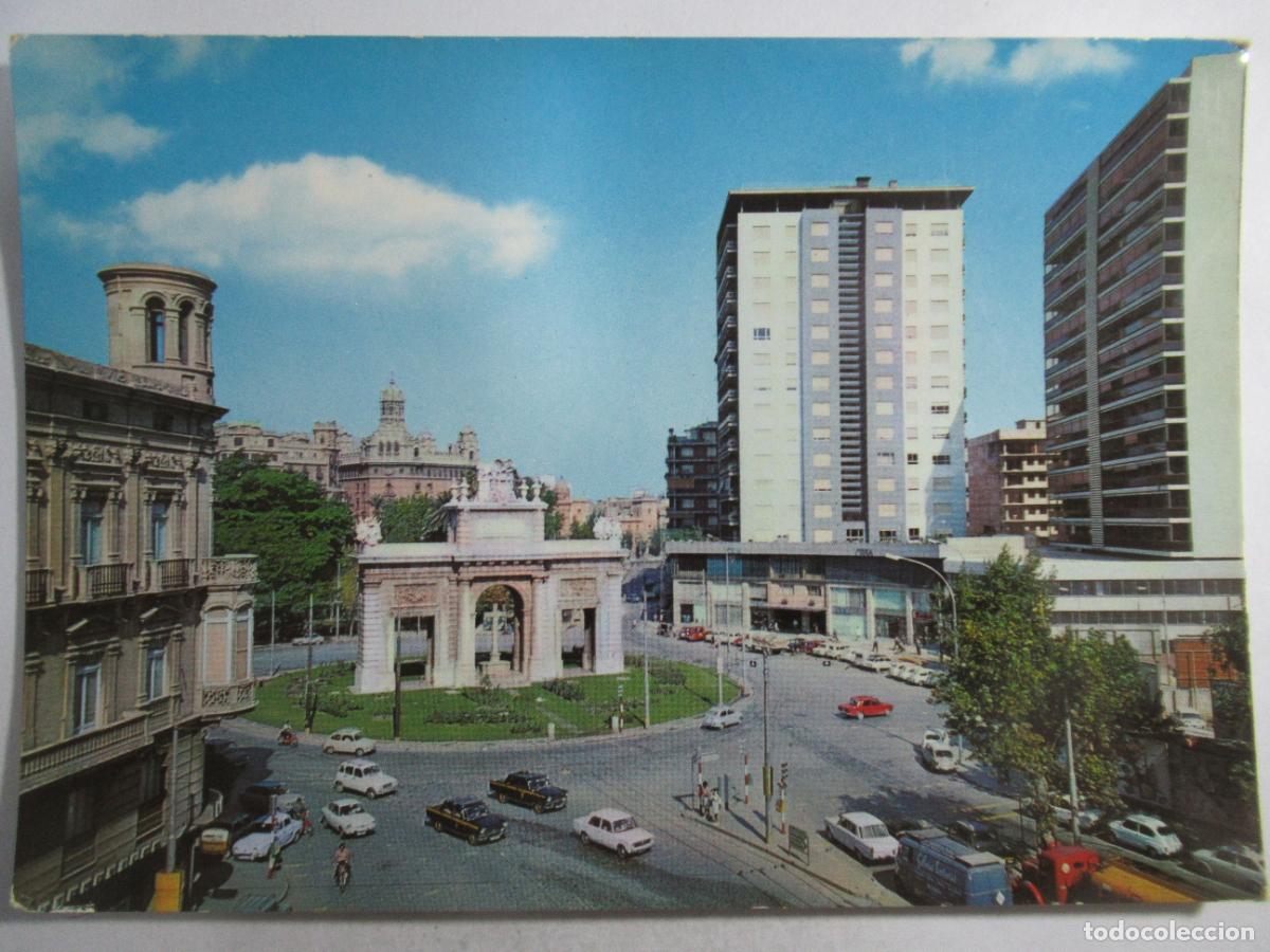 Postales: Valencia - Monumento a los Ca&iacute;dos - Escrita
