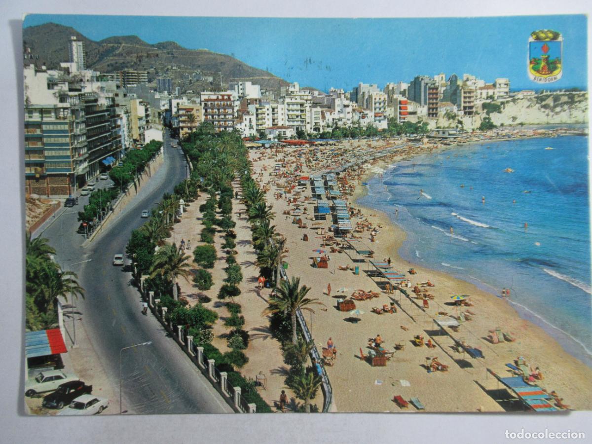 Postales: Benidorm (Alicante) - Parque de Col&oacute;n y Playa de Poniente - Circulada