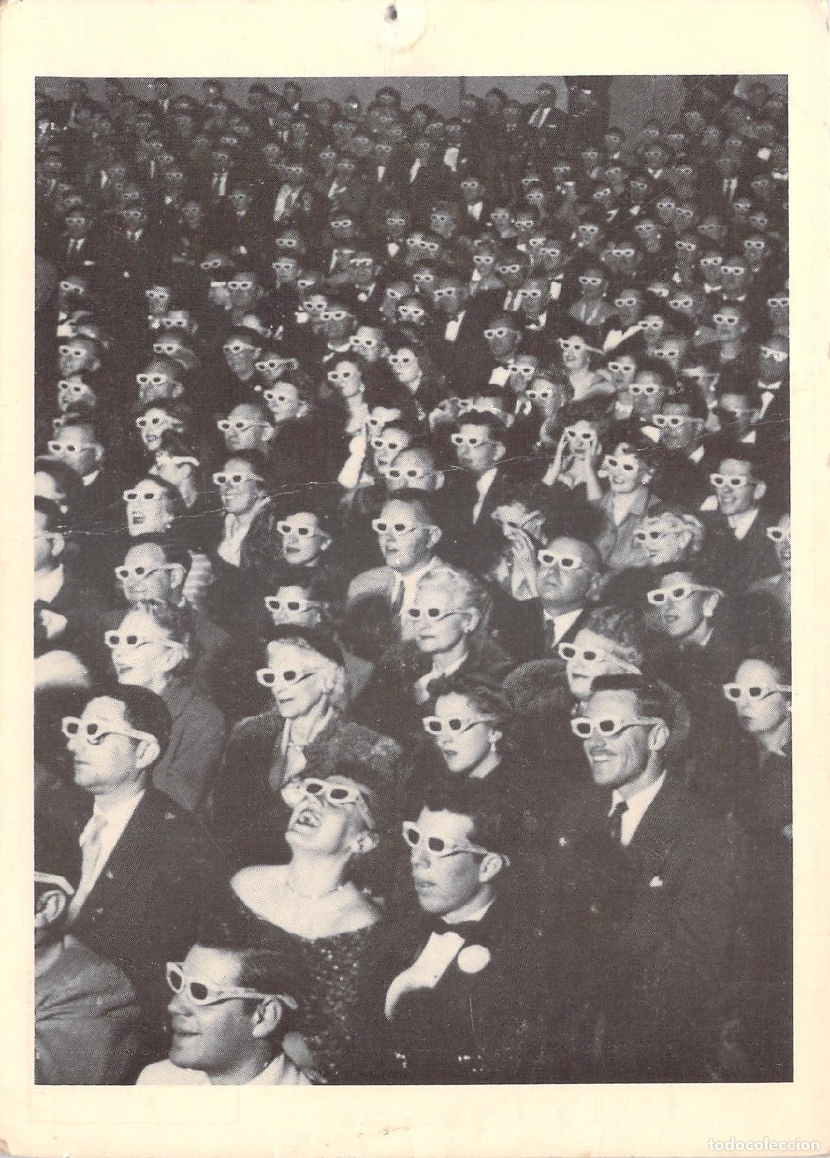 Postales: Postal Cine Plaza de Valencia P&uacute;blico con Gafas 3D