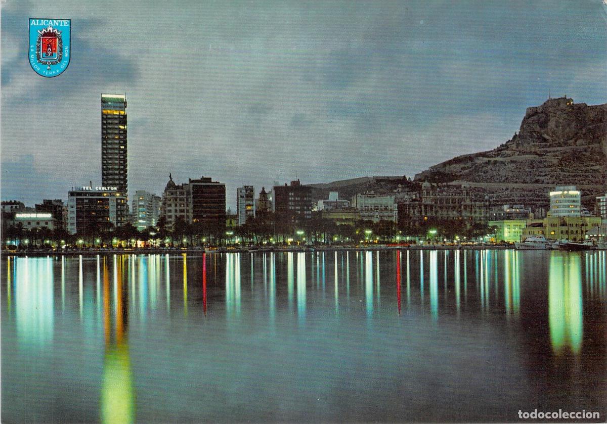 Postales: Postal de Alicante: Vista Nocturna del Puerto y Ciudad