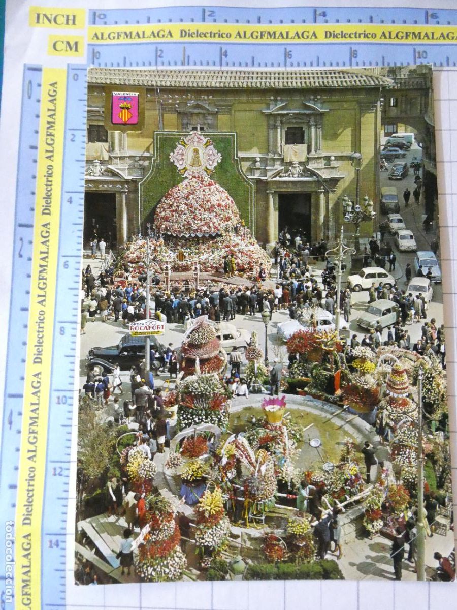 Postales: POSTAL DE VALENCIA. A&Ntilde;O 1964. OFRENDA FLORAL A LA VIRGEN PLAZA SEAT 600. 1005 ESCUDO ORO. 1608