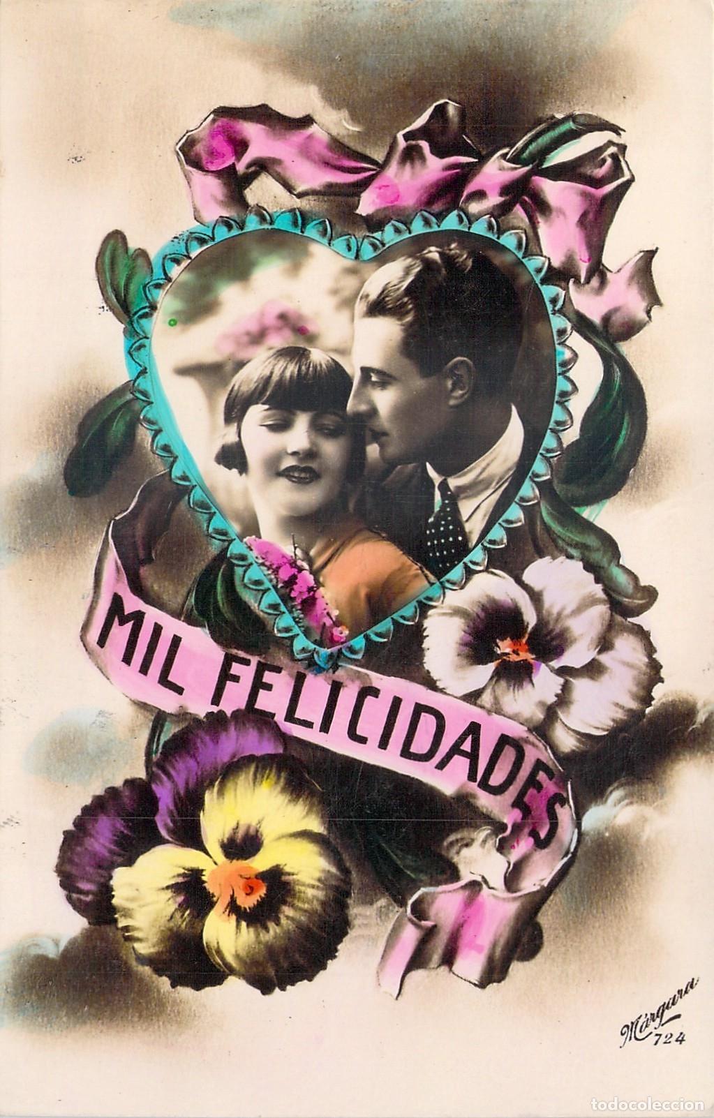 Postales: Postal Mil Felicidades con Pareja Rom&aacute;ntica y Flores
