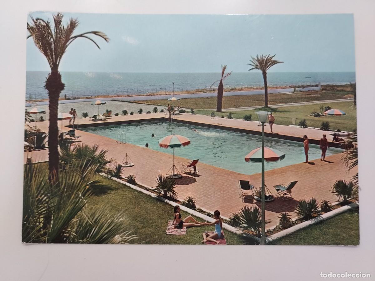 Postales: POSTAL BENICARLO ALBERGUE DE CARRETERA. PISCINA. 1968. SIN CIRCULAR. CASTELLON