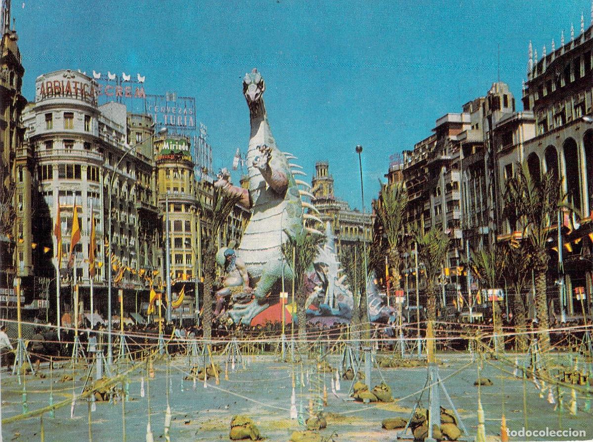 Postales: Postal de Valencia: Plaza del Caudillo durante las Fallas