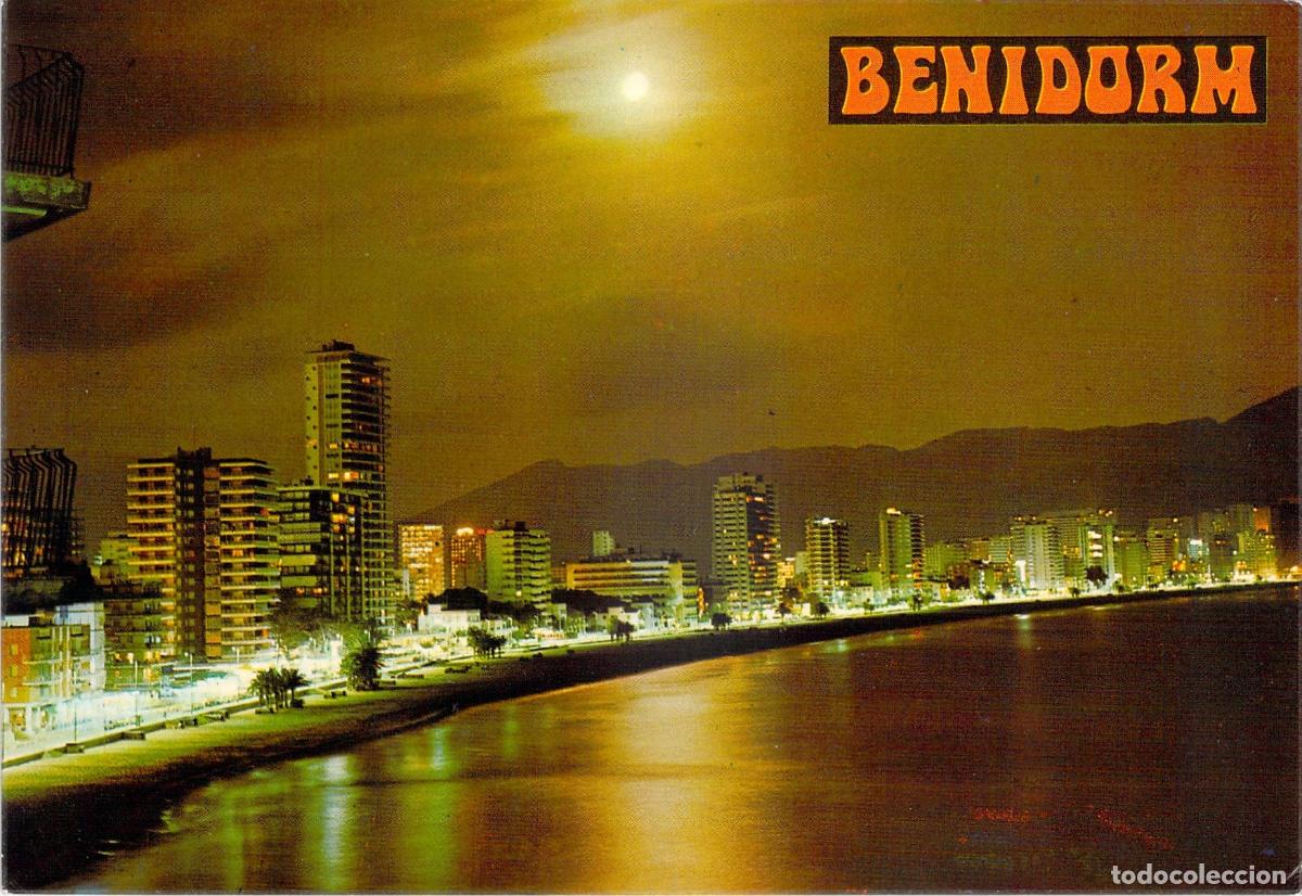 Postales: Postal de Benidorm: Playa de Levante a la Luz de la Luna