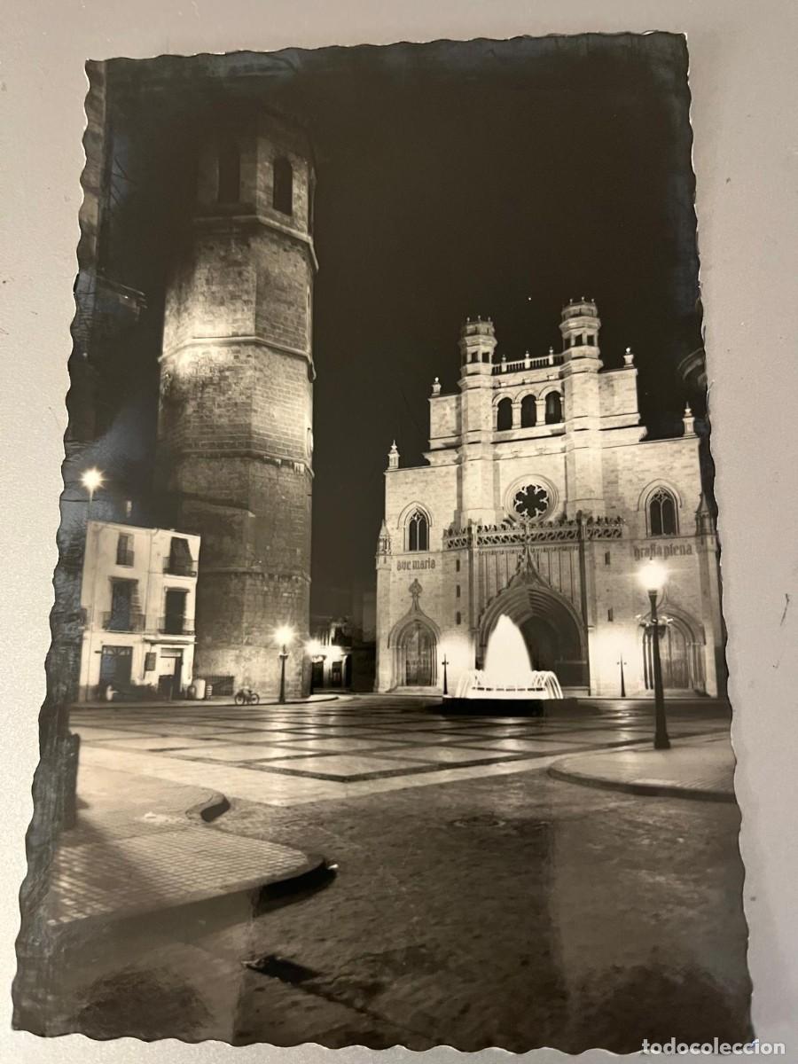 Postales: Castell&oacute;n de la Plana Plaza Mayor vista nocturna sin circular